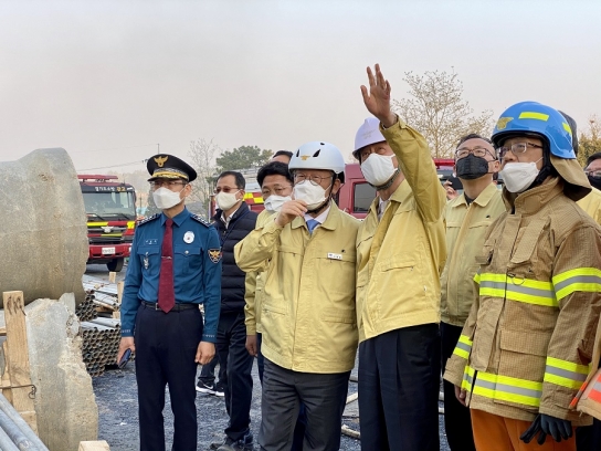 이재명 "이천 물류창고 화재, 안전관리지침 무시하다 발생한 사고"