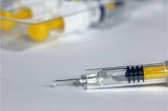 러시아, 코로나19 백신 미국지원 제안..미국 거절