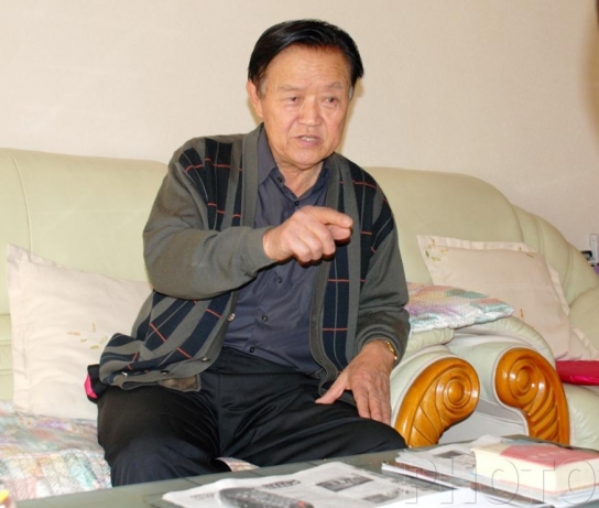 "장장 60여년 축구와 더불어"