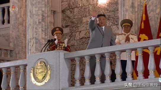 北 노동당 창건 75주년 기념 열병식에서 한  김정은 연설 [전문]