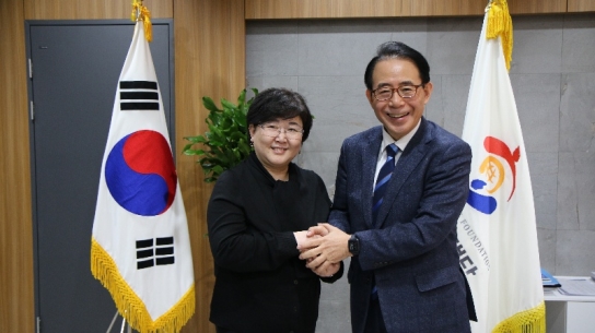 김성곤 재외동포재단 이사장, 재미한국학교협의회(NAKS) 총회장 접견