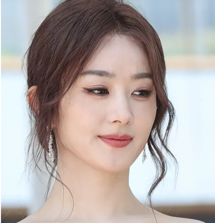 中 톱배우 자오리잉, 연이은 논란 속 ‘침묵’…비주얼·연기력까지 도마 위