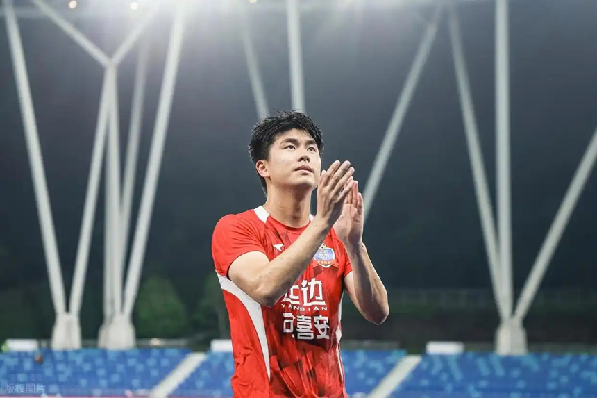 연변룽딩, 포산 원정서 극적인 2-2 무승부