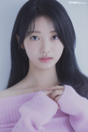 배우 홍승희, 새 프로필 사진 공개…러블리부터 시크까지 ‘카멜레온 매력’
