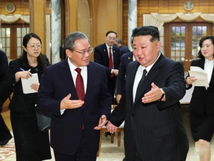 “전통 우의, 새 시대 협력으로” — 리창·김정은 평양 회담에서 조중관계 강화 약속