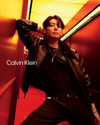 “1200만 뷰 돌파 눈앞” 정국의 캘빈클라인, 서울 도심 장악