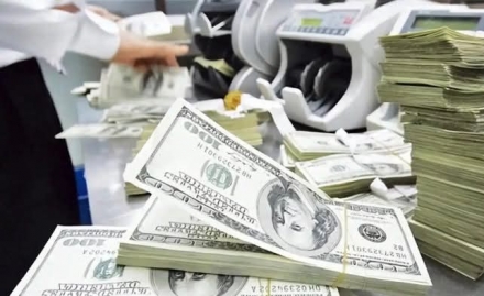 美, 암호화폐를 이용해 부채 위기 전가