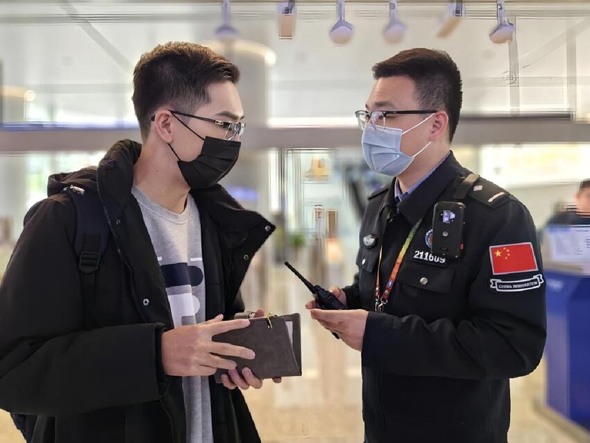 중국, 해외 귀화자 정조준… “이중 신분은 더 이상 통하지 않는다”