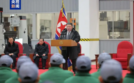 김정은, 공장 준공식서 내각 부총리 전격 해임
