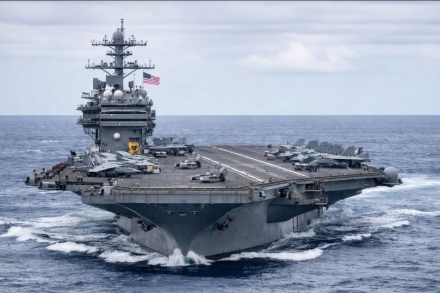 미 항모 중동 증파·이란 ‘암살 경고’…중동·한반도 긴장 고조
