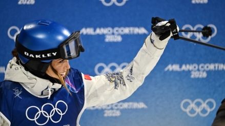 실수 딛고 정상으로… 구아이링, 마지막 무대서 금메달