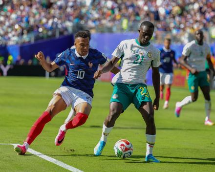 [FIFA 북중미 월드컵] 음바페 멀티골 폭발…프랑스, 세네갈 3-1 꺾고 월드컵 첫 승