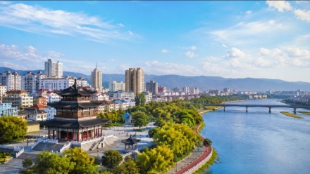 연변 ‘9·3 주경절’ 맞아 5일 연휴…관광객 맞이 분주