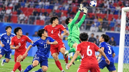졌지만 잘 싸웠다…북한 남자축구, 일본에 0-1 석패