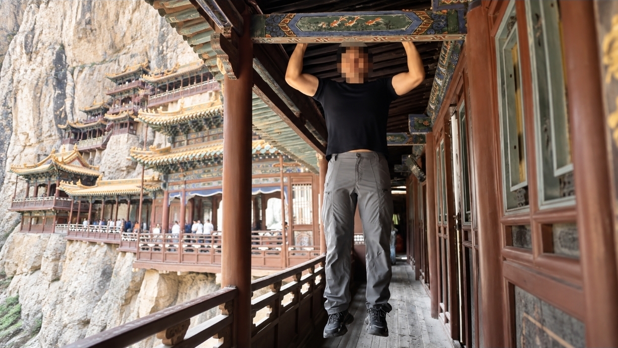 1500년 된 중국 사찰에서 턱걸이…황당한 관광객 결국 경찰 수사