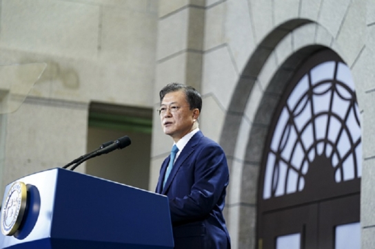 문 대통령 광복절 경축사 “차별과 배제 아닌 포용과 관용의 사회로”
