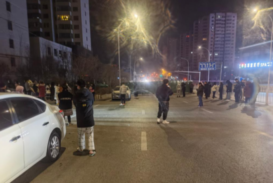 中 칭하이,규모 6.9의 지진... "인명피해는 아직 없어"