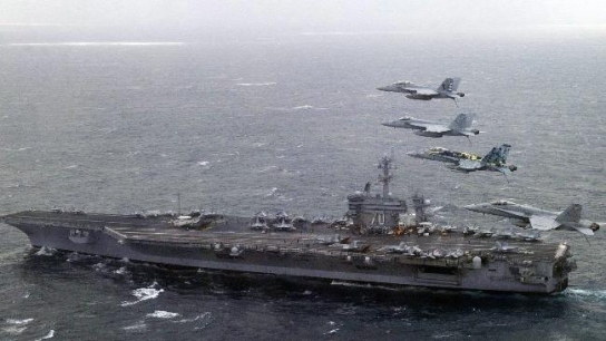 미 F-35 전투기 , 남중국해에서 자국 항공모함과 충돌 , 7명 부상