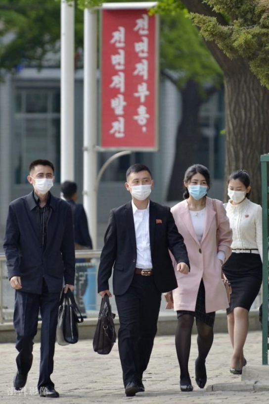 北, 15일 발열환자 39만2920명 추가... 사망자는 8명 발생