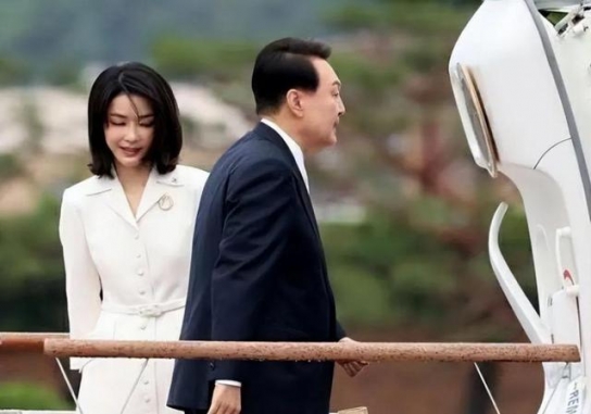 윤석열 정부 ‘탈(脫)중국’ 운운하다 역풍, 고위 관료들 긴급 ‘진화’