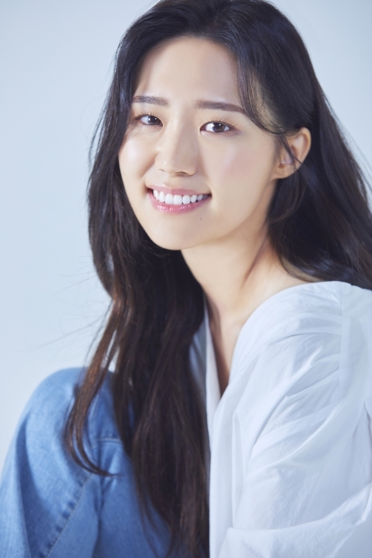 박예니 '어쩌다 전원일기'서 데뷔 후 첫 사투리 연기 도전
