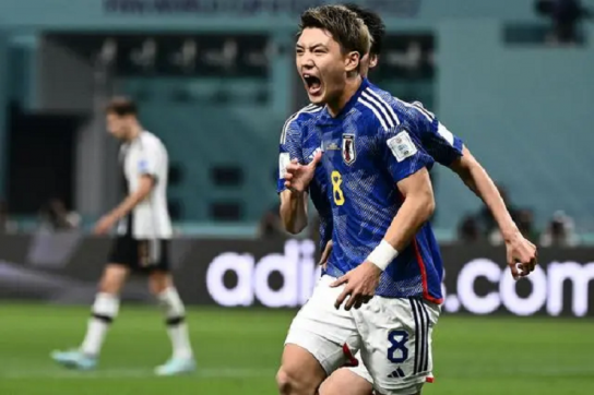 일본, 7분 만에 2골 터뜨리며 게르만 전차 독일 격파