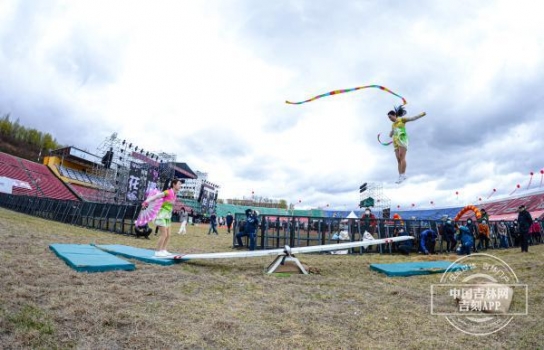 2023 중국·용정 “연변의 봄” 배꽃축제 성황리 개막