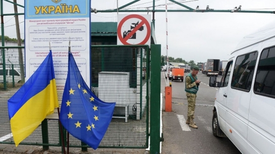 EU 회원국, 우크라이나 군사지원 반대