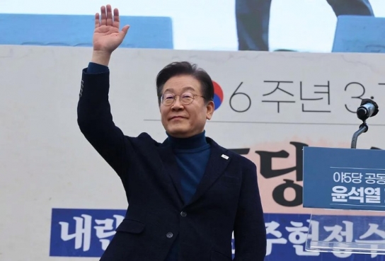 더불어민주당, 이재명 대표 암살 계획 정보 접수…경찰에 경호 요청