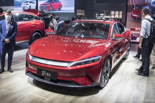 BYD, 5분 충전 400km 주행 '메가와트 초급속 충전' 기술 공개…전국 4000개소 충전소 구축