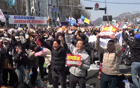 윤석열 파면…이재명 체제로의 전환 가능성은?